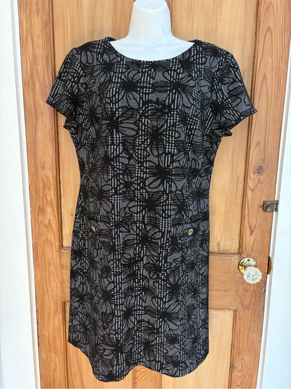 Tommy Hilfiger Black Floral & Geometric Short-Sleeve Shift Dress